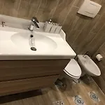 Le Petit Real Guest house