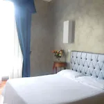 Guest house Le Petit Real Rome