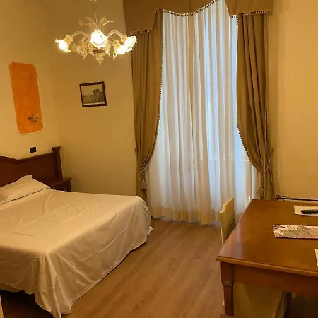 Le Petit Real 4* Roma