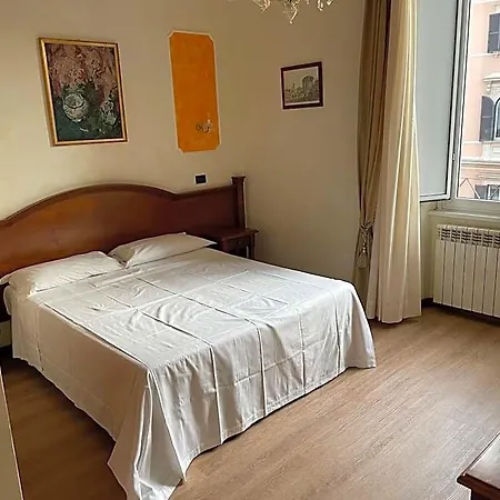 Le Petit Real 4* Roma